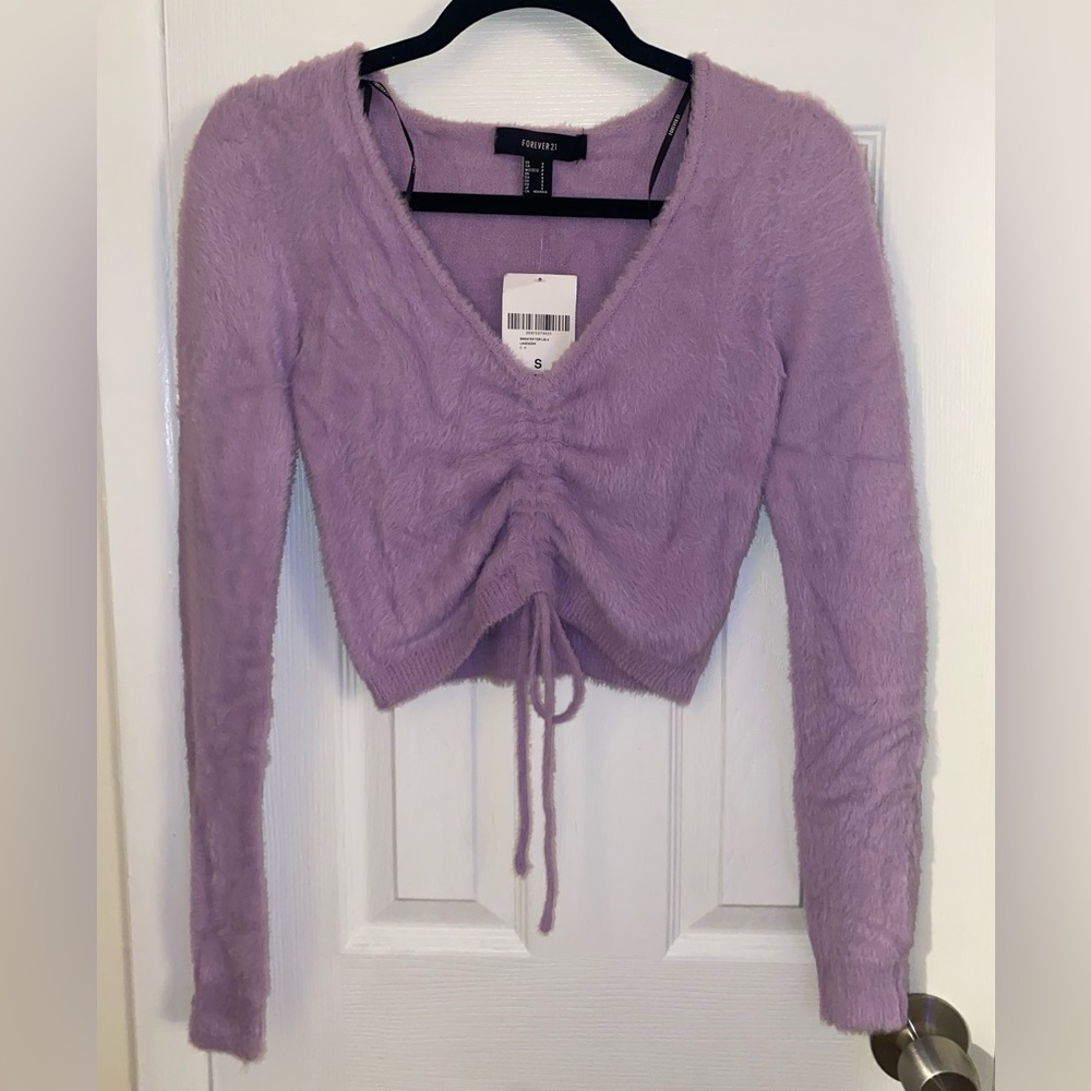 Crop fuzzy sweater
